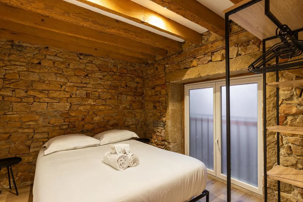 Smartstay Bird Family - Lyon France