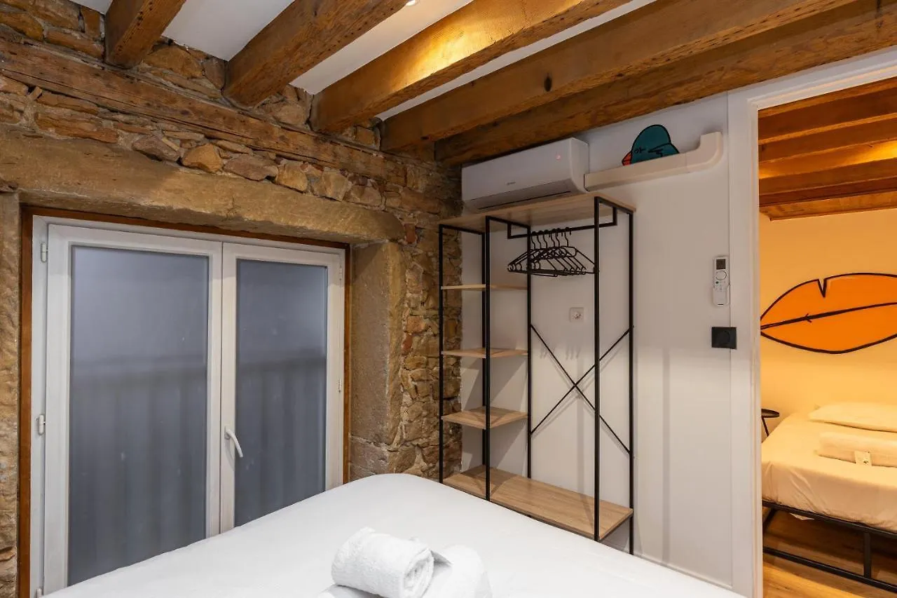 Smartstay Bird Family - Lyon